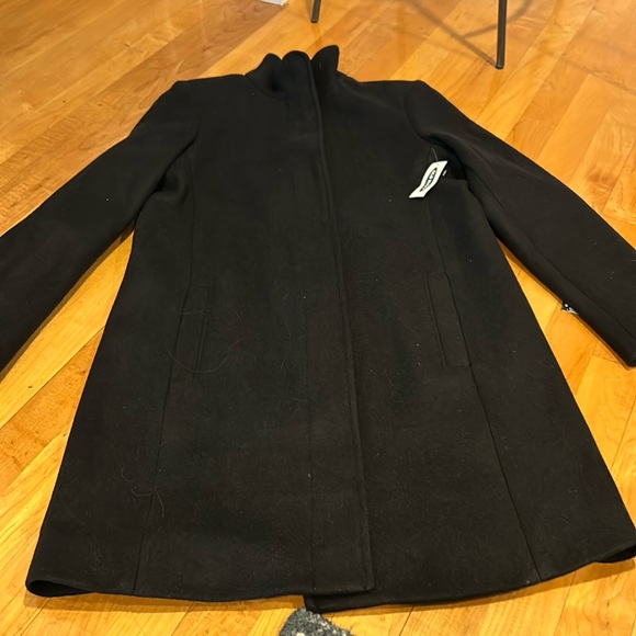Old Navy Jackets & Blazers - NWT Old Navy Black Zipper Front Peacoat with Pockets